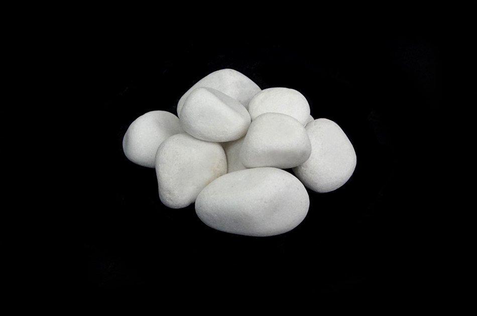 Dekorační kameny bílé - střední